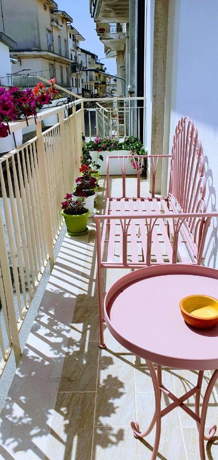Angela'S Apartment. Elegant Two Bedroom House In Irsina المظهر الخارجي الصورة
